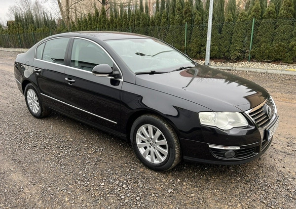 Volkswagen Passat cena 23800 przebieg: 250000, rok produkcji 2009 z Ełk małe 326